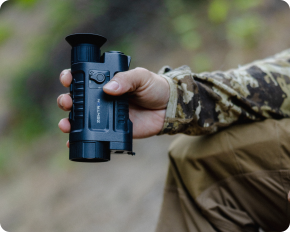 Zentron M6 PRO symmetrical ergonomic casing design